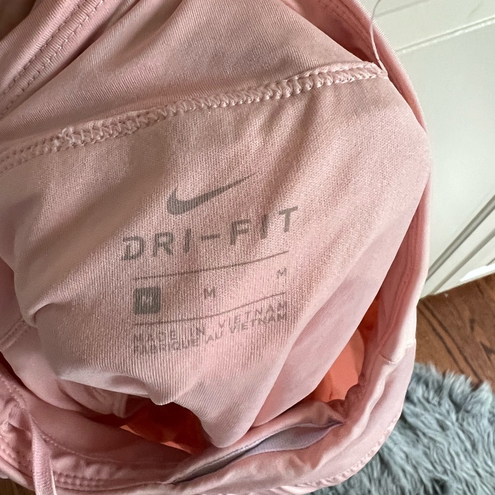 Nike running shorts. Size M. EUC